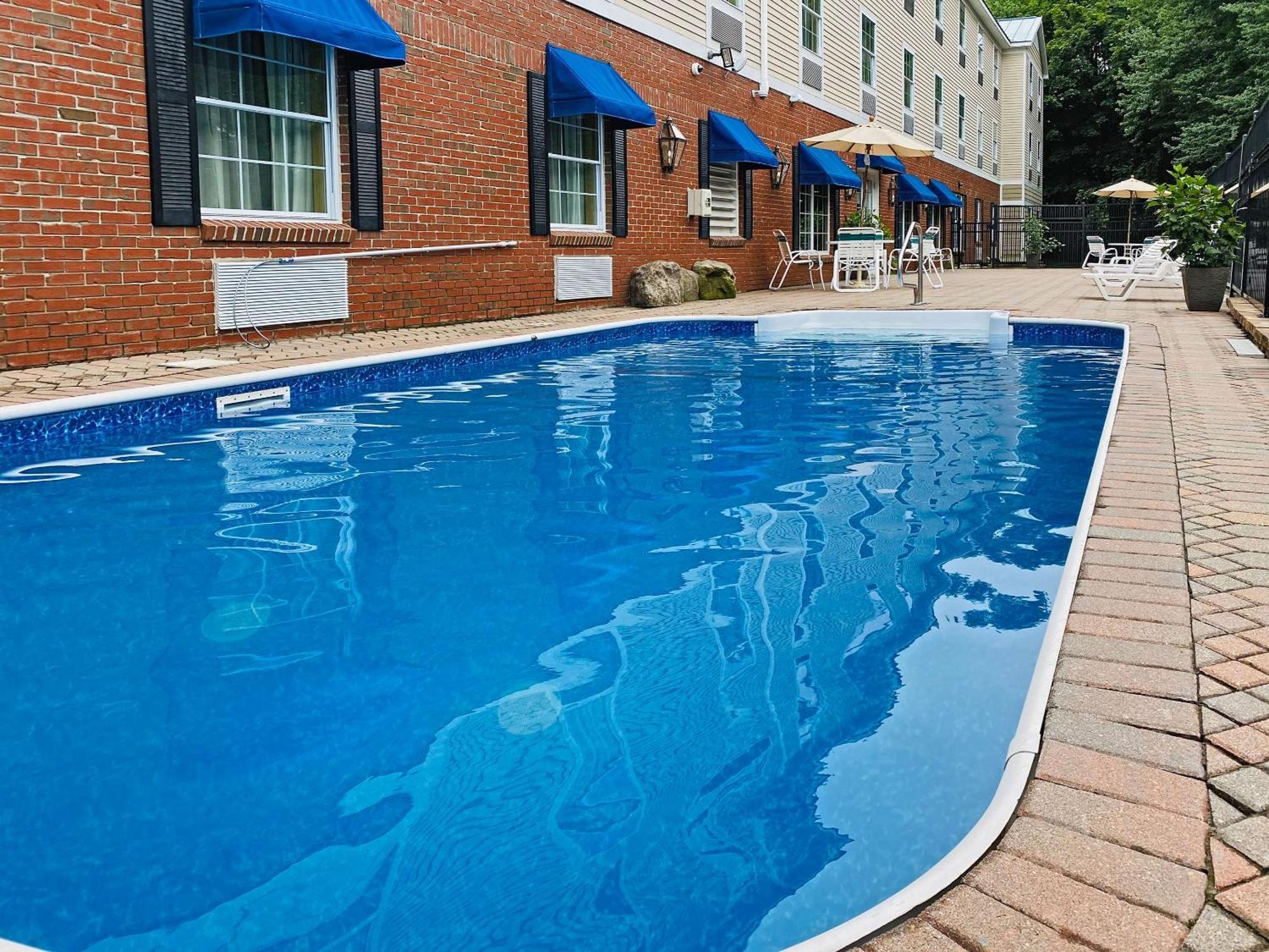 Comfort Inn & Suites Sturbridge-Brimfield Luaran gambar
