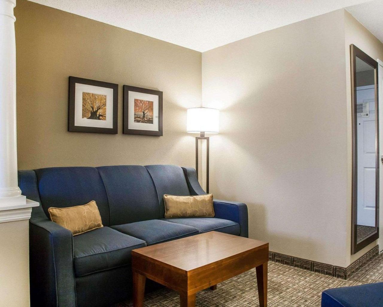 Comfort Inn & Suites Sturbridge-Brimfield Luaran gambar