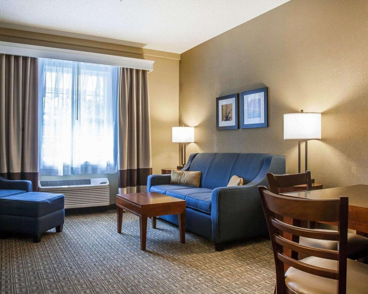 Comfort Inn & Suites Sturbridge-Brimfield Luaran gambar