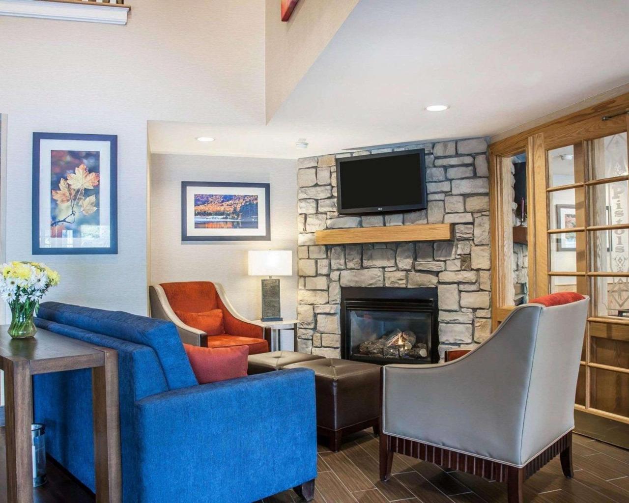 Comfort Inn & Suites Sturbridge-Brimfield Luaran gambar