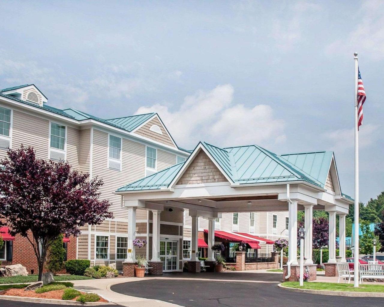 Comfort Inn & Suites Sturbridge-Brimfield Luaran gambar